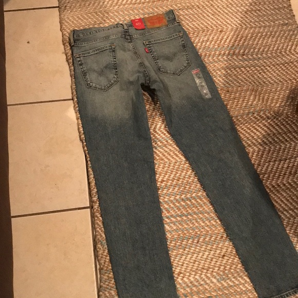 511 slim fit Levi jeans. - Picture 3 of 8